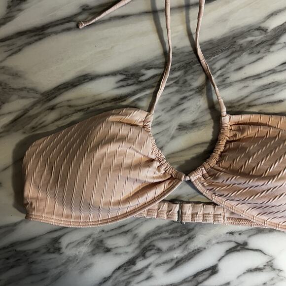 Abercrombie Fitch Medium Bikini Top Pink NWT Bandeau Y2K Style Swimsuit - Picture 2 of 4